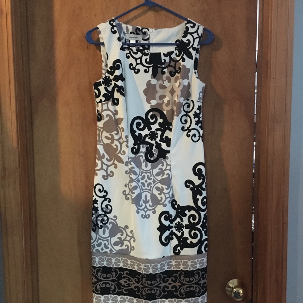 Sleeveless dress